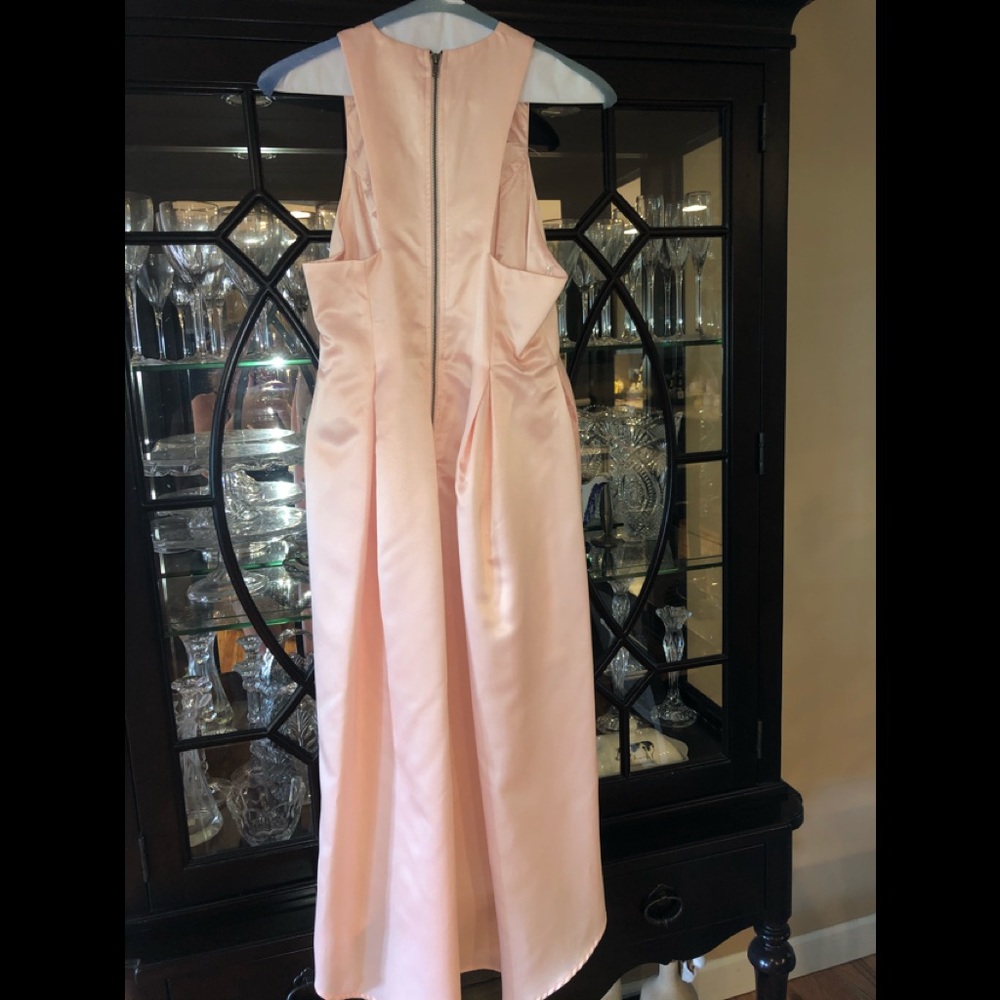 High-Low Dress 👗 - Picture 7 of 8